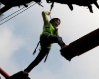 南航珠海公司组织乘务员拓展训练服务